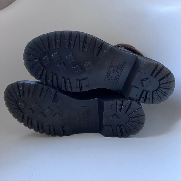 Dr Martens 1460 Serena Faux Fur Trim Boot in Khaki Gray US 7 EU 38 NEW - Picture 11 of 11